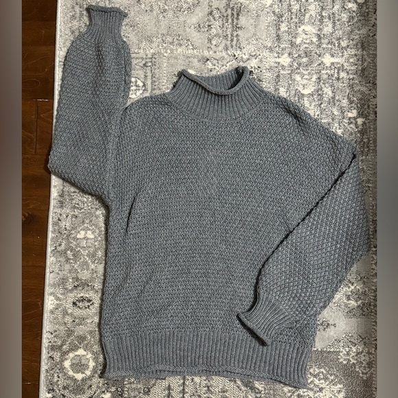 Girls Cozy Gray Mock Neck Sweater, Size Large - Picture 1 of 8
